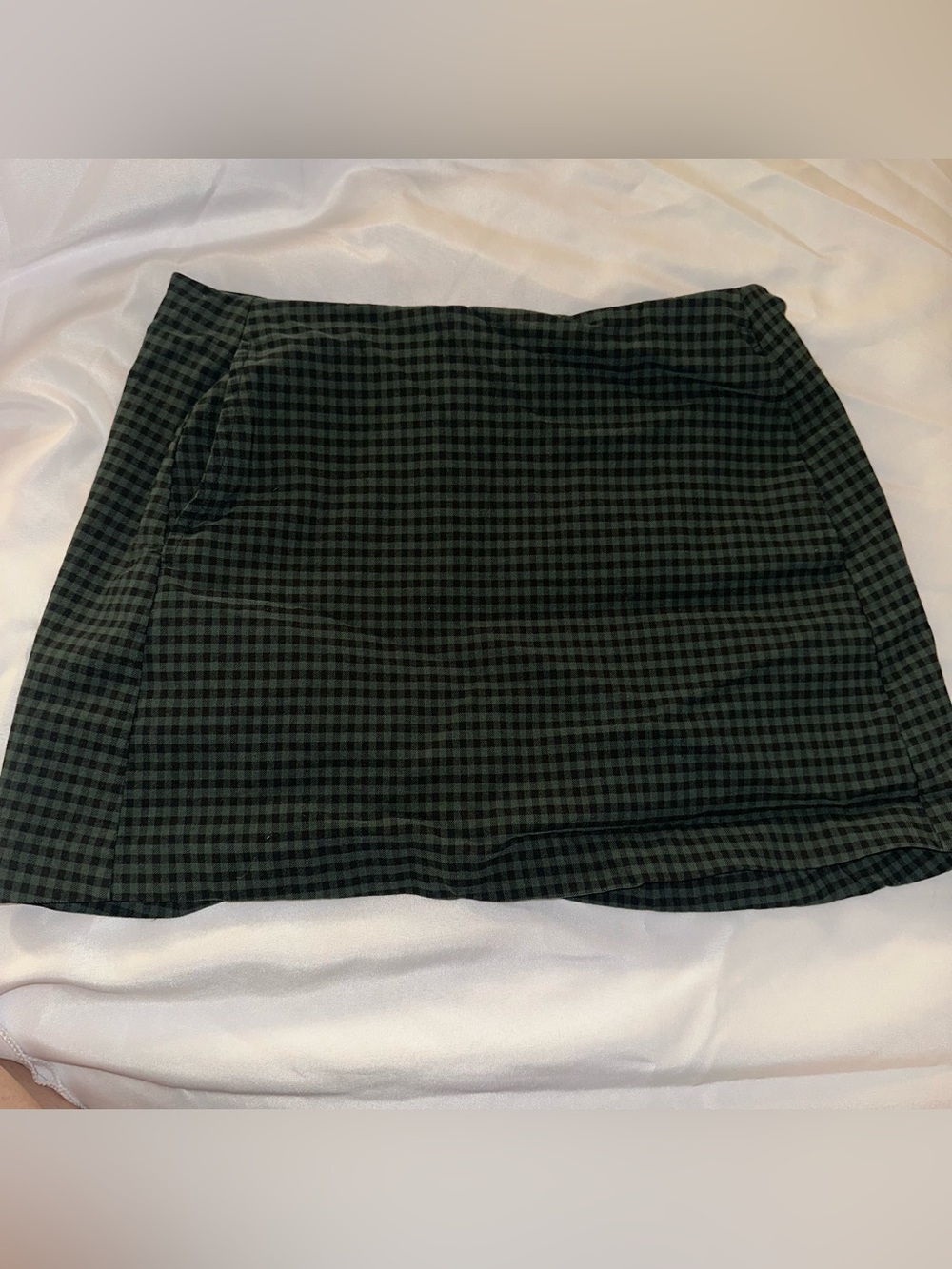 0029 Urban Outfitters Green & Black Gingham Mini Skirt- Size S